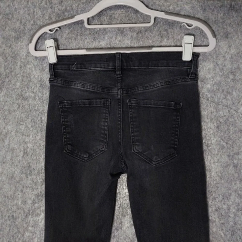 Free People Jeans Women 25 Vintage Inspired Raw Hem‎ Weekend Denim Modern Edge